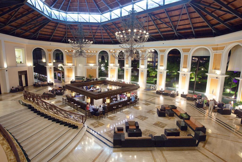 Majestic Elegance Punta Cana (Adults Only) Dış mekan fotoğraf Lobby